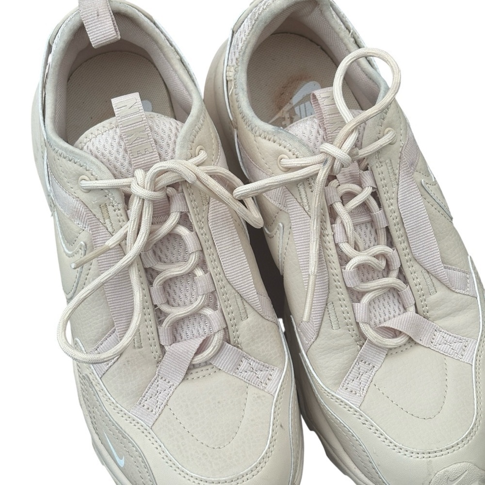 Nike Womens TC 7900 Sanddrift Walking Hiking Shoe HF1055-133 Women’s Size 7 - Picture 4 of 13